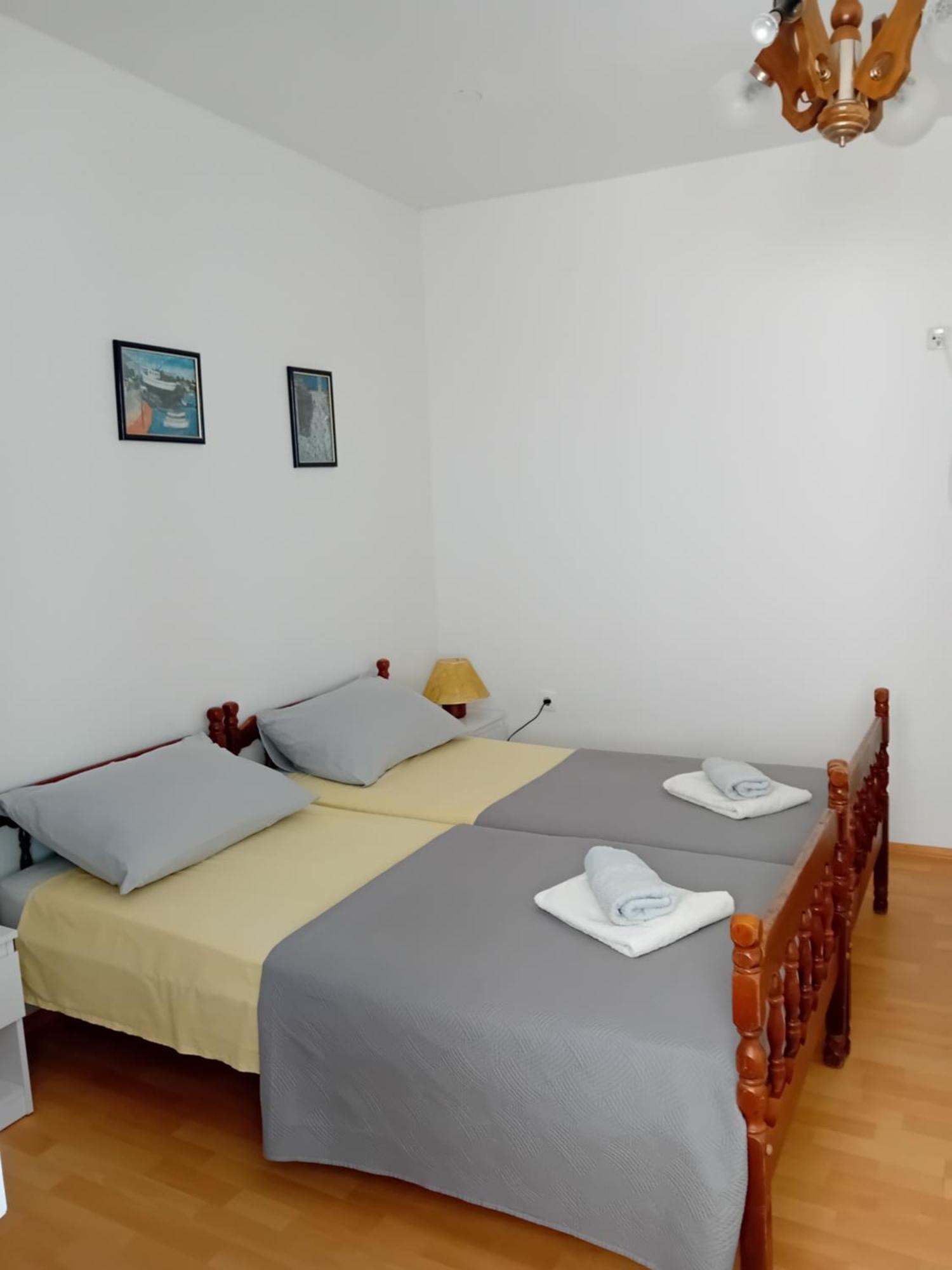 Spajic Apartments Seget Vranjica Exterior photo